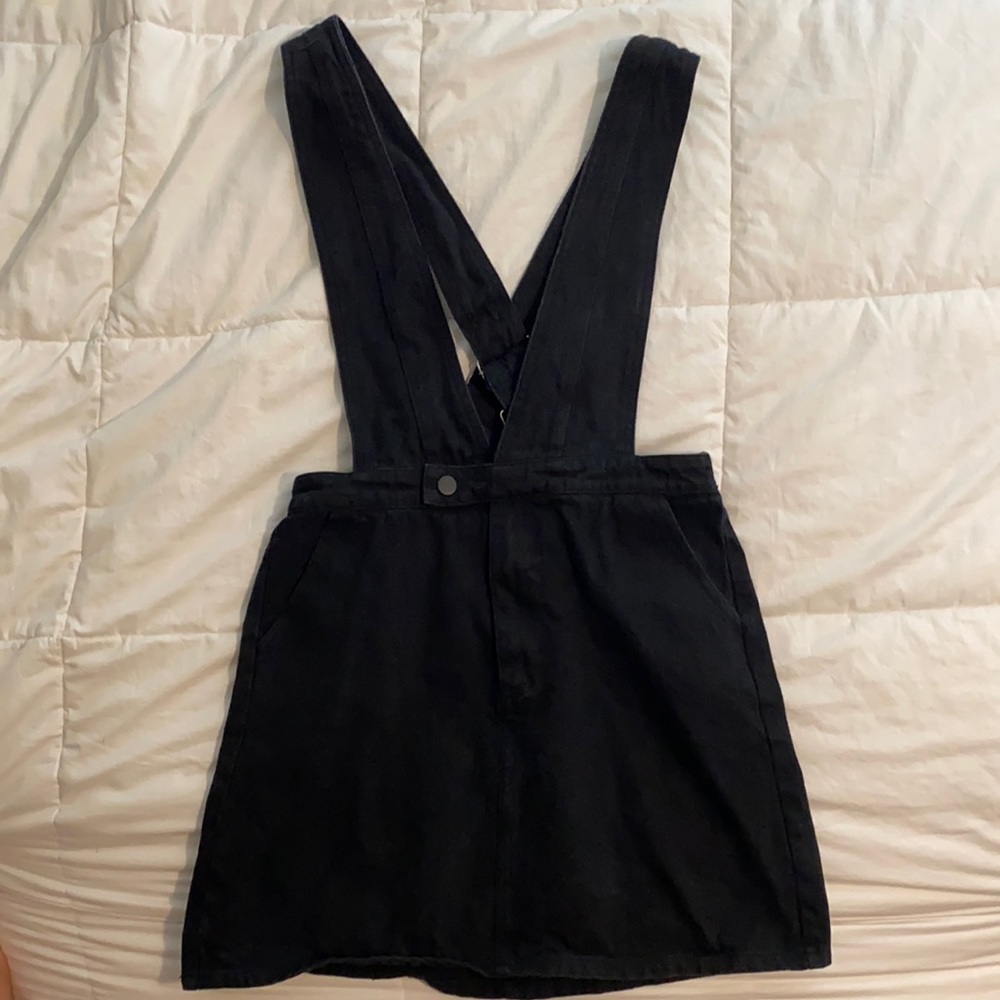 NWOT Le Lis Denim Cross-back Romper, size Medium